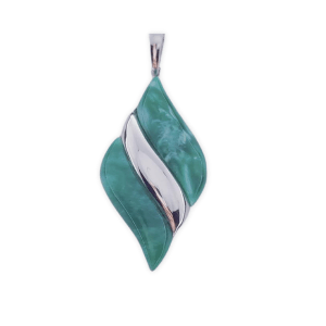 colgante piedra resina verde
