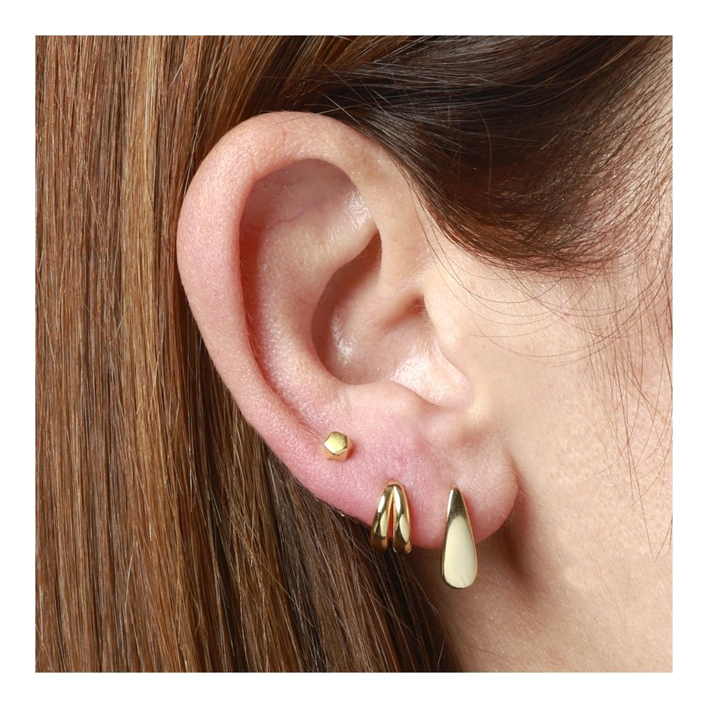 Aros dobles 10 a 20 mm - Dafne chica con piercing oreja hexagonal boheme