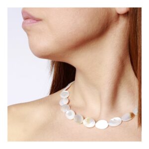 Collar piezas ovaladas nácar blanco plata 925 foto Collar piezas ovaladas nácar blanco plata 925 foto