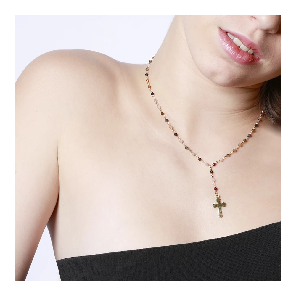 Gargantilla plata con piedras trumalinas y colgante cruz Collar plata con piedras trumalinas y colgante cruz foto
