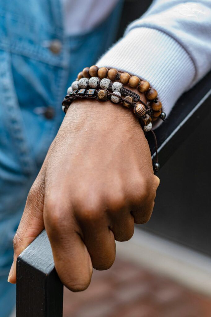 Pulseras de Piedras Naturales: Beneficios, Significados y Tendencias 2026 pulseras piedras energeticas